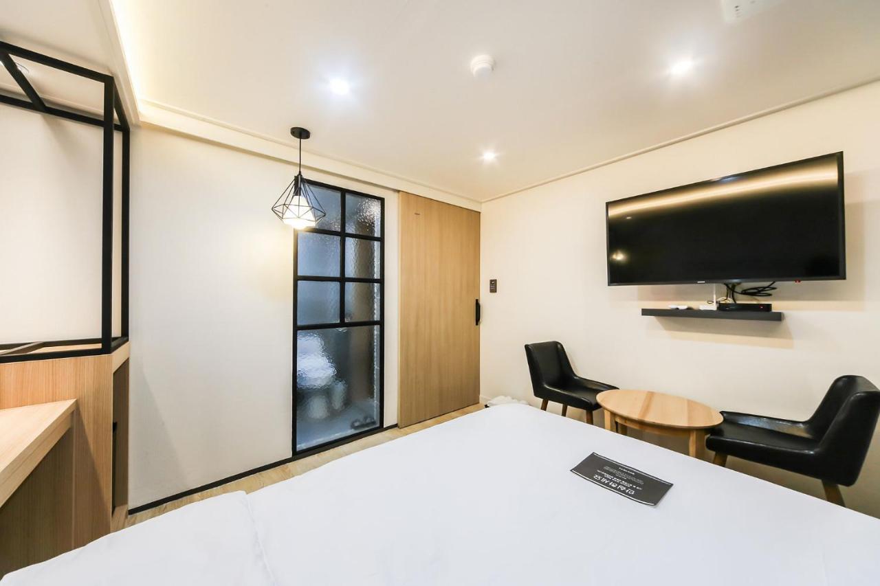 Hotel On Changwon Exterior foto