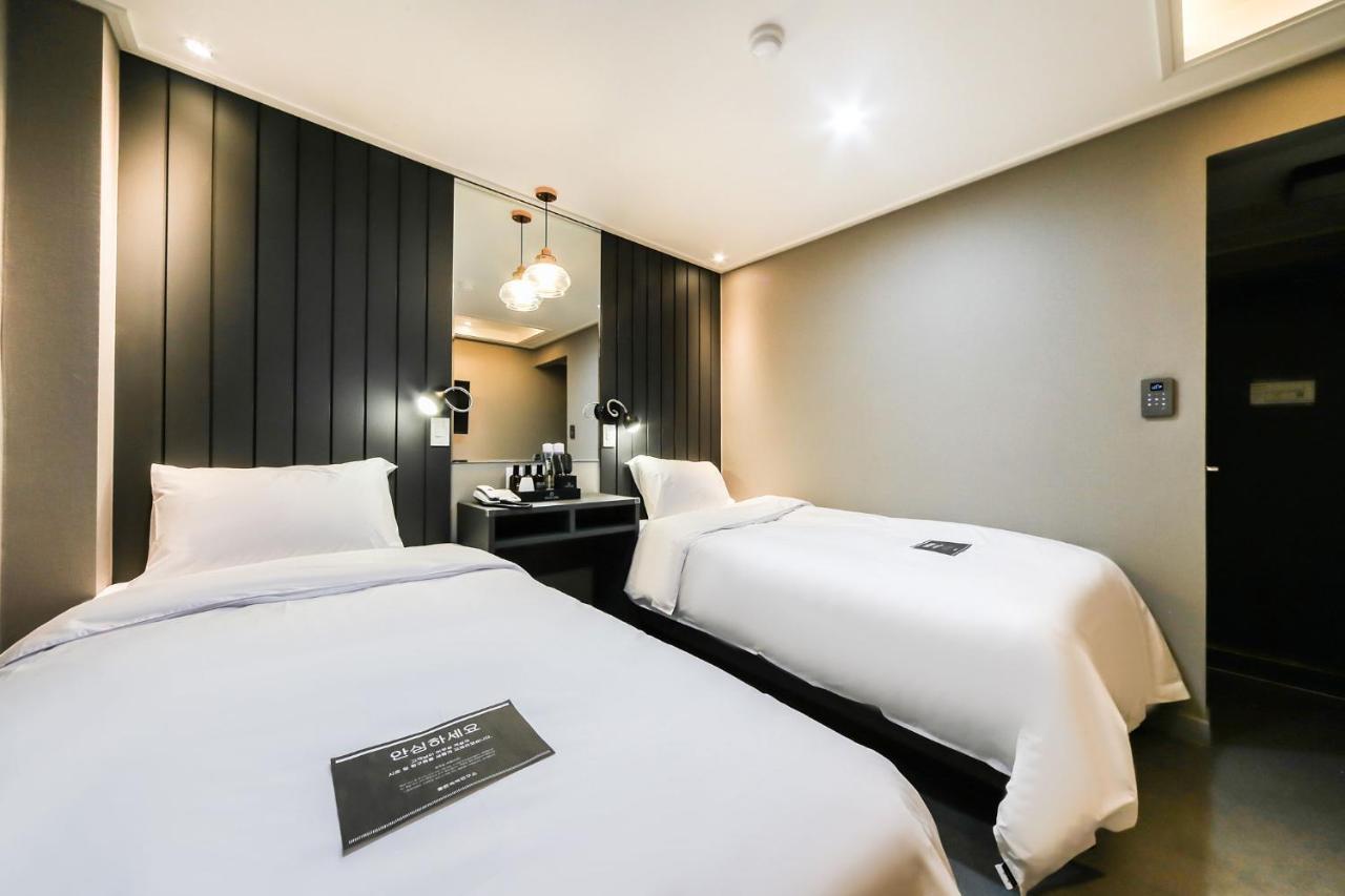 Hotel On Changwon Exterior foto